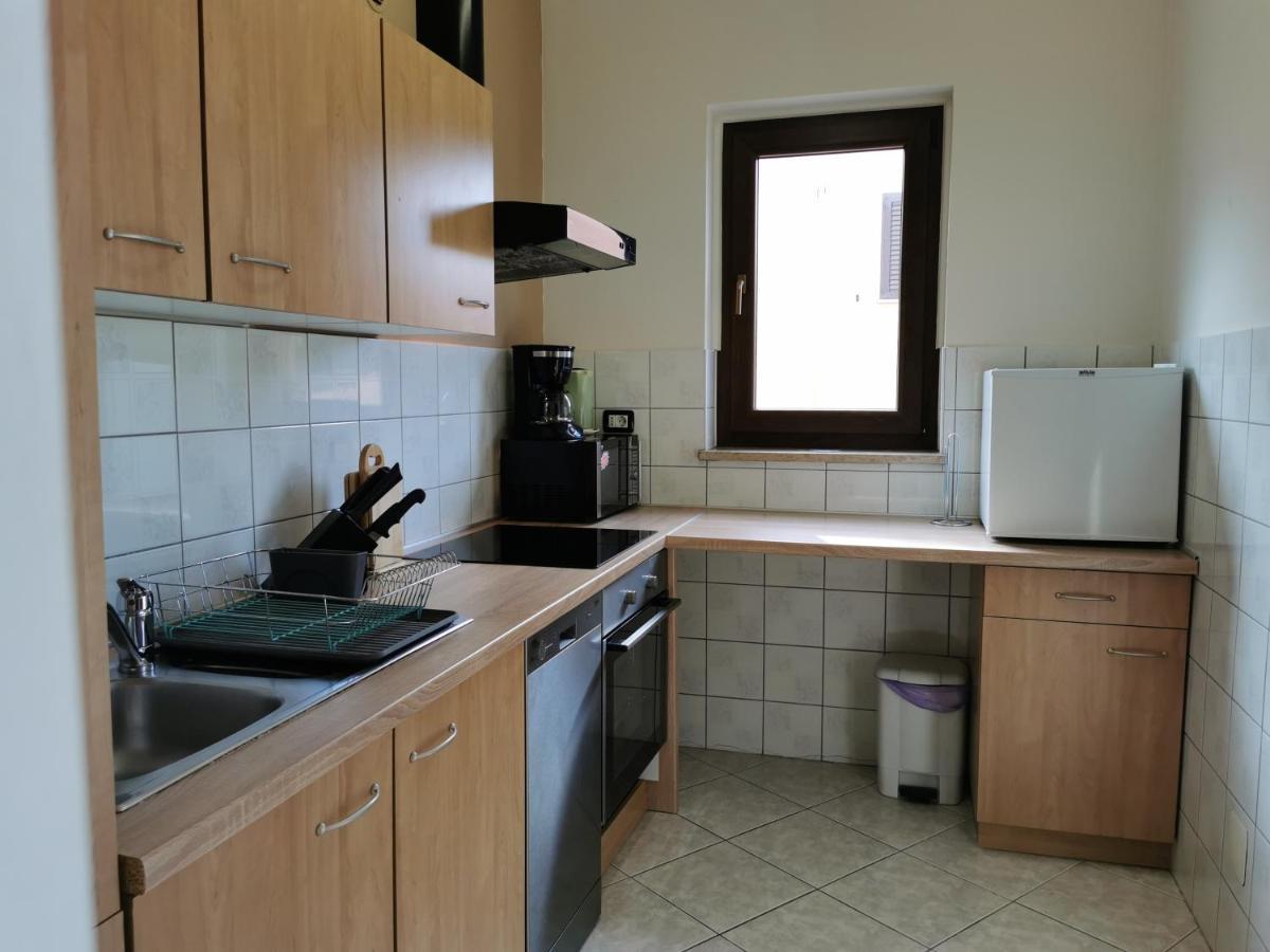 Apartment Lara Ровинь Экстерьер фото