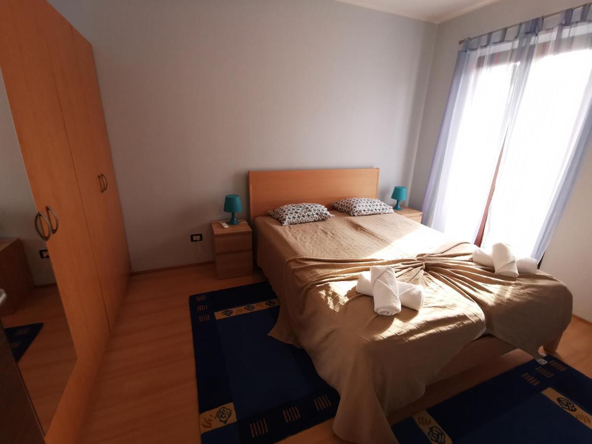 Apartment Lara Ровинь Экстерьер фото