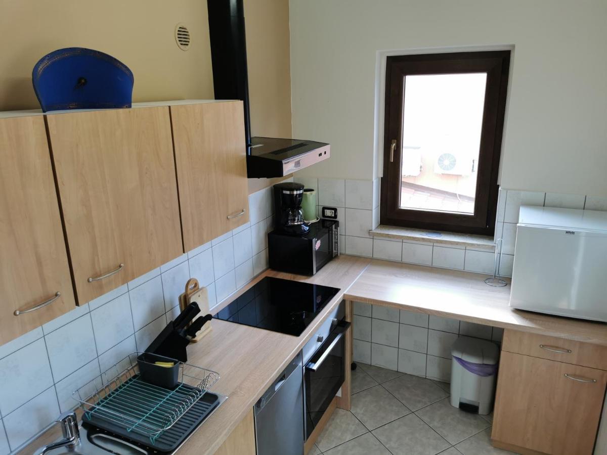 Apartment Lara Ровинь Экстерьер фото