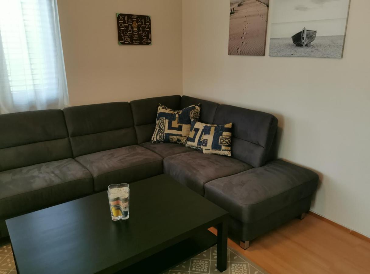 Apartment Lara Ровинь Экстерьер фото