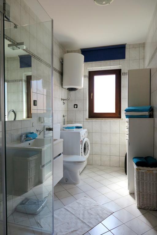 Apartment Lara Ровинь Экстерьер фото